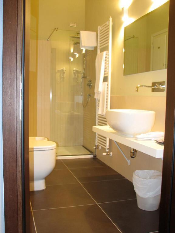 פארמה Parizzi Suites & Restaurant חדר תמונה